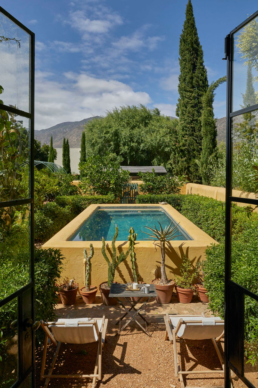 Jonkmanshof Montagu Western Cape South Africa hotel review
