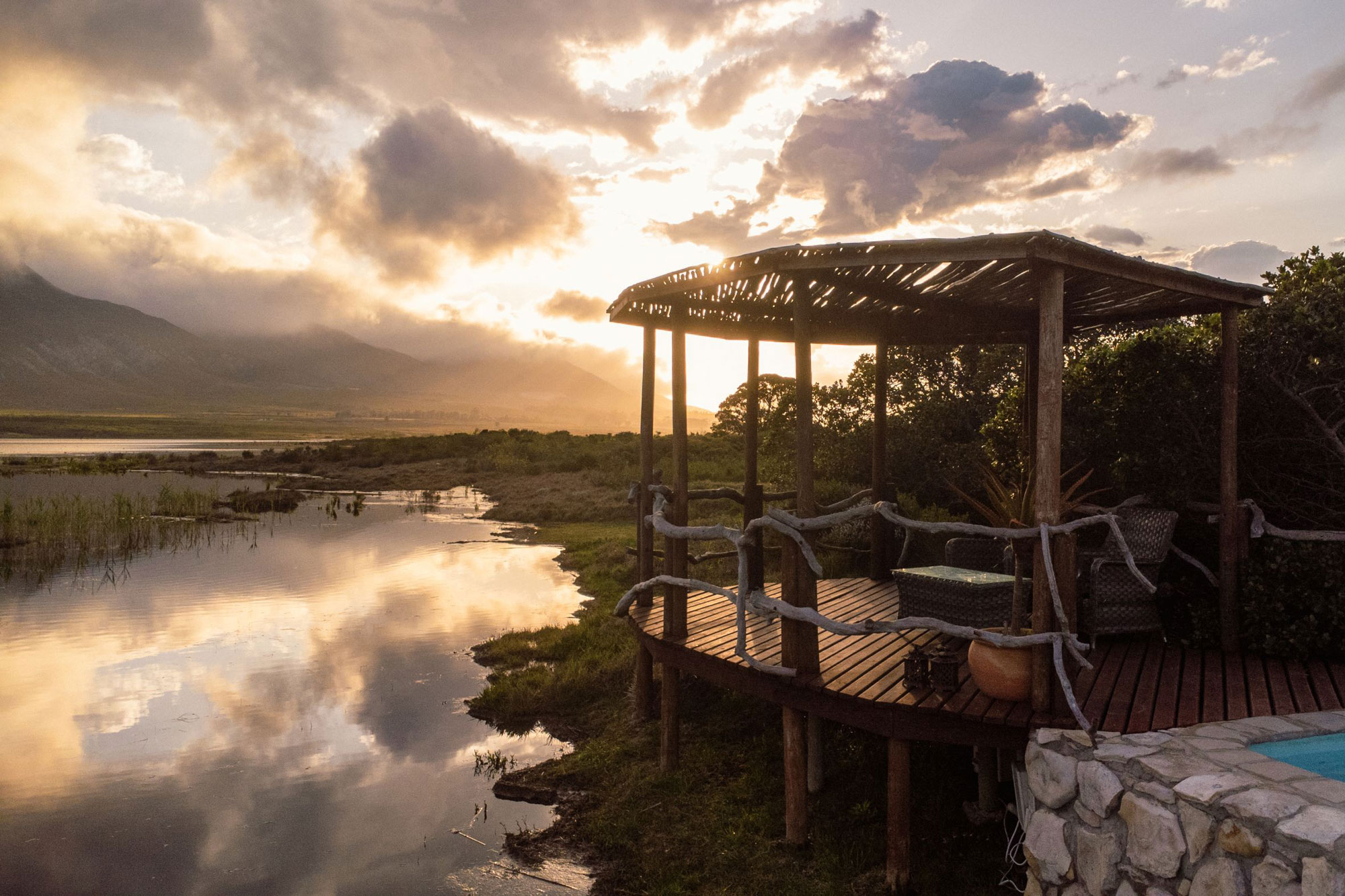 Mosaic Lagoon Lodge Stanford Western Cape South Africa hotel review